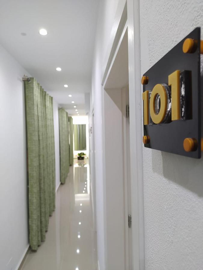 Hotel Elisabet Saranda Kültér fotó