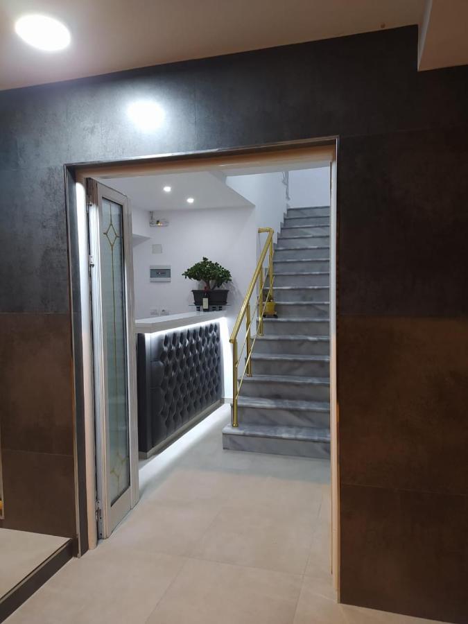 Hotel Elisabet Saranda Kültér fotó