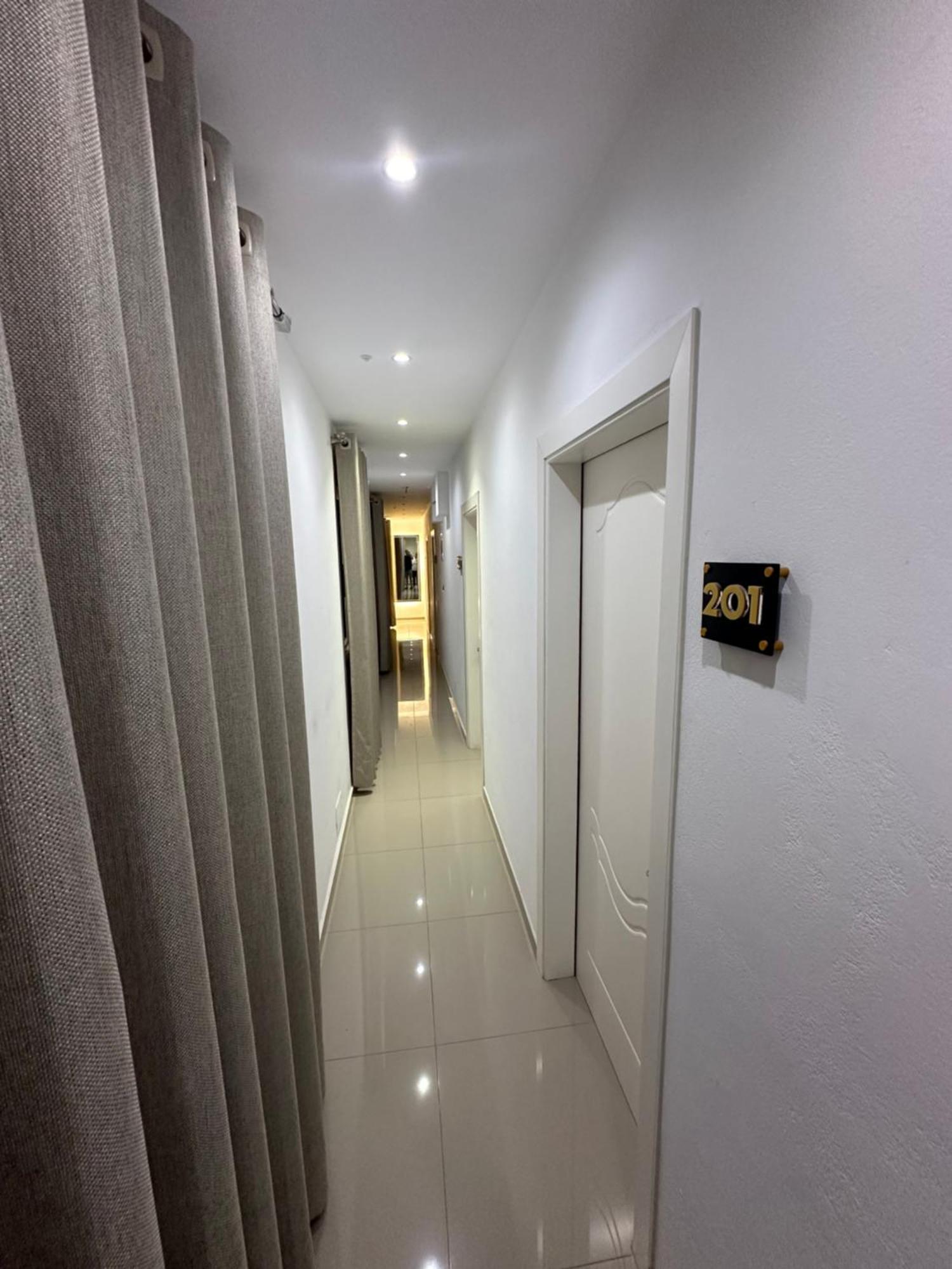Hotel Elisabet Saranda Kültér fotó